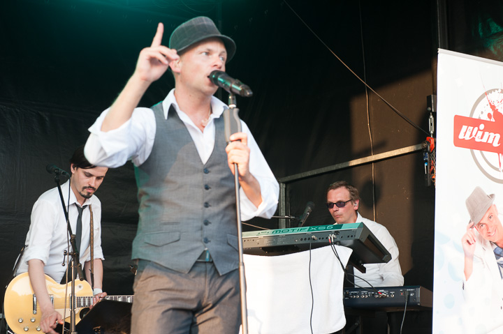 Wim Leys @ Vlaanderen Zingt Averbode, picture 32, photographed by James Van Roosbroeck - FrontView Magazine