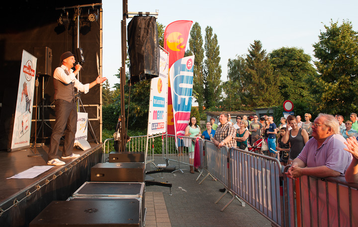 Wim Leys @ Vlaanderen Zingt Averbode, picture 43, photographed by James Van Roosbroeck - FrontView Magazine