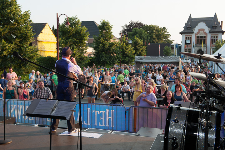 Wim Leys @ Vlaanderen Zingt Averbode, picture 47, photographed by James Van Roosbroeck - FrontView Magazine