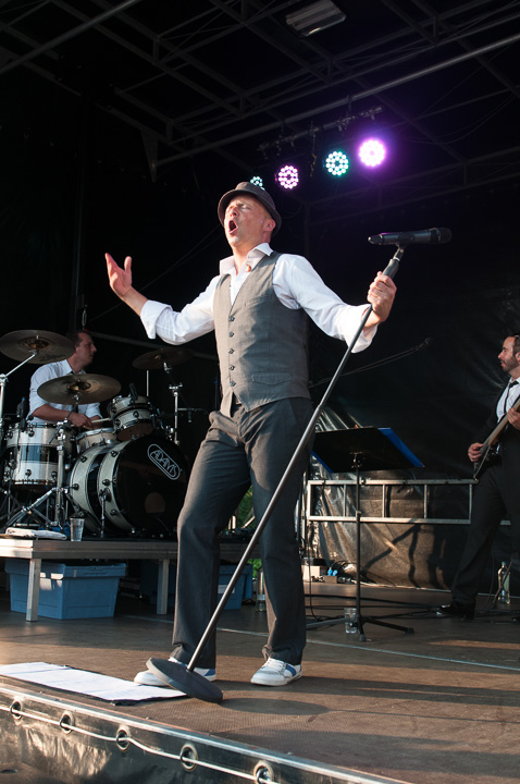 Wim Leys @ Vlaanderen Zingt Averbode, picture 48, photographed by James Van Roosbroeck - FrontView Magazine