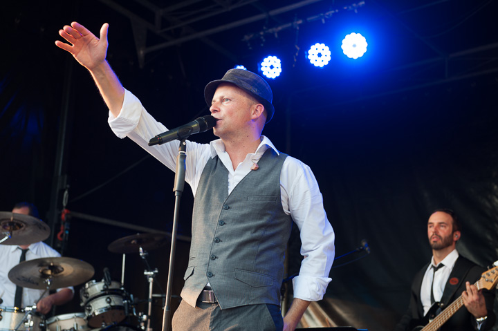 Wim Leys @ Vlaanderen Zingt Averbode, picture 49, photographed by James Van Roosbroeck - FrontView Magazine