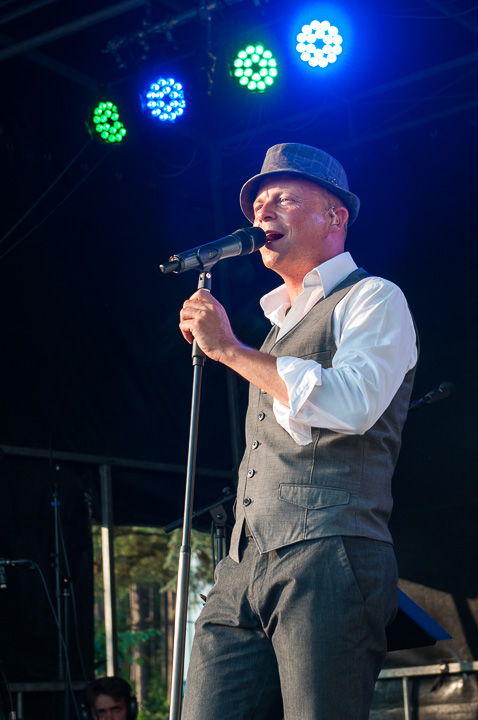 Wim Leys @ Vlaanderen Zingt Averbode, picture 50, photographed by James Van Roosbroeck - FrontView Magazine
