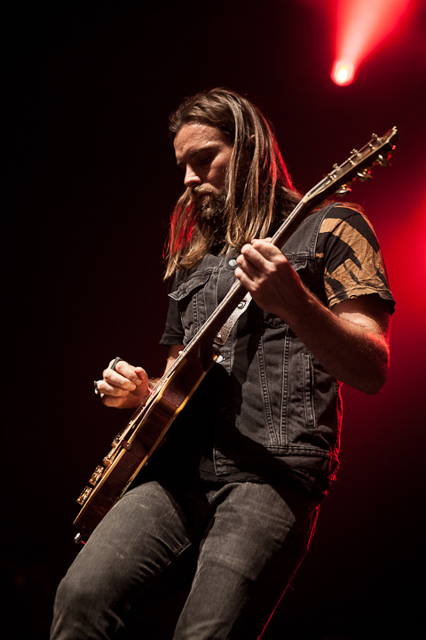 Bush @ Effenaar, picture 7, photographed by Dorien Goetschalckx - FrontView Magazine