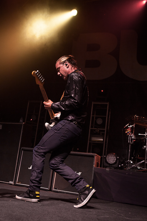 Bush @ Effenaar, picture 9, photographed by Dorien Goetschalckx - FrontView Magazine