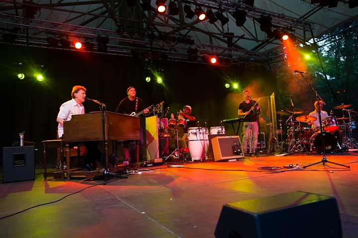 Steve Winwood @ OLT Rivierenhof, picture 10, photographed by Edwin Houdevelt - FrontView Magazine