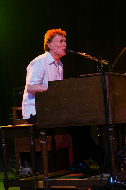Steve Winwood @ OLT Rivierenhof, picture 33, photographed by Edwin Houdevelt - FrontView Magazine