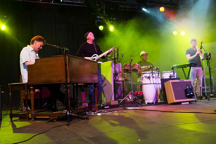Steve Winwood @ OLT Rivierenhof, picture 38, photographed by Edwin Houdevelt - FrontView Magazine