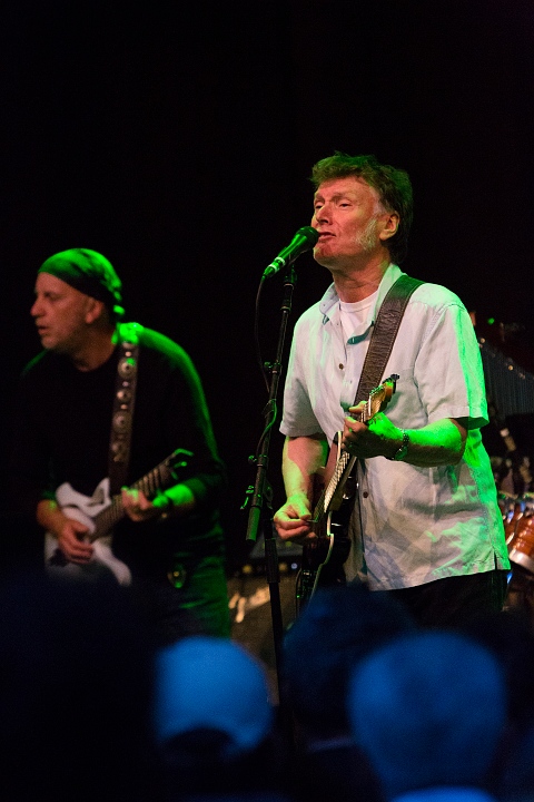 Steve Winwood @ OLT Rivierenhof, picture 40, photographed by Edwin Houdevelt - FrontView Magazine