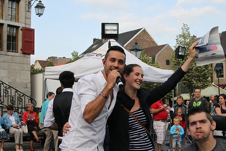 Maarten Cox @ Vlaanderen Zingt in Bilzen, picture 10, photographed by Heidi Elen - FrontView Magazine