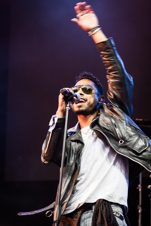 Miguel @ Les Ardentes, picture 1, photographed by Tom Stessens - FrontView Magazine