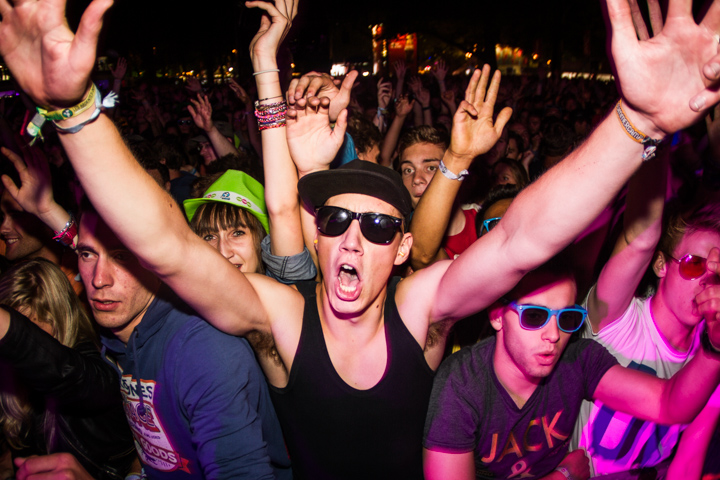 Steve Aoki @ Les Ardentes, picture 3, photographed by Tom Stessens - FrontView Magazine