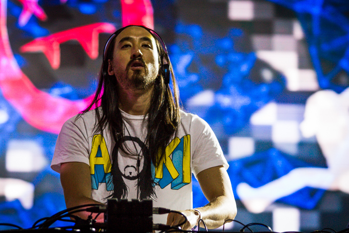 Steve Aoki @ Les Ardentes, picture 5, photographed by Tom Stessens - FrontView Magazine