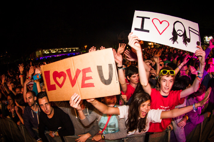 Steve Aoki @ Les Ardentes, picture 8, photographed by Tom Stessens - FrontView Magazine