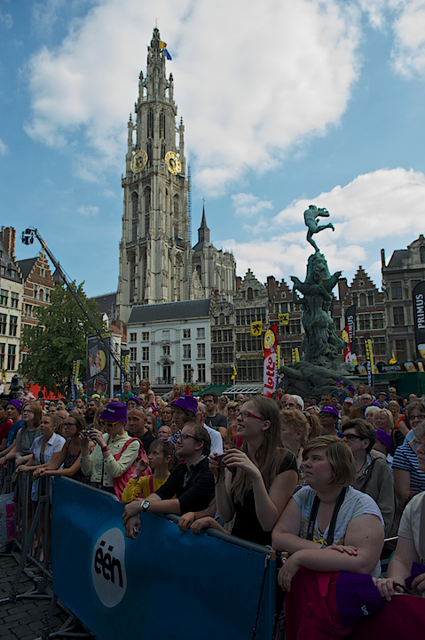 Ketnetband - Vlaanderen Muziekland @ Antwerpen, picture 37, photographed by James Van Roosbroeck - FrontView Magazine