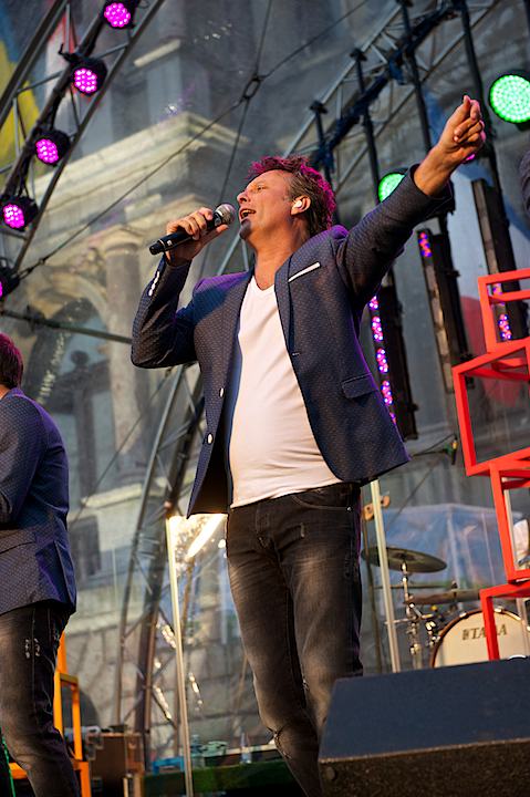 Vlaanderen Muziekland Opnames 11 juli @ Antwerpen, picture 11, photographed by James Van Roosbroeck - FrontView Magazine