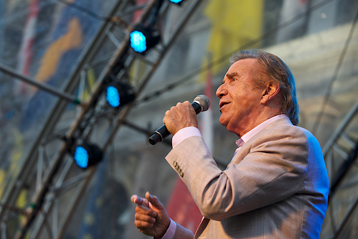 Vlaanderen Muziekland Opnames 11 juli @ Antwerpen, picture 16, photographed by James Van Roosbroeck - FrontView Magazine