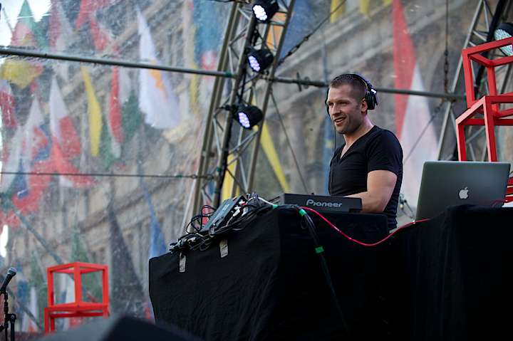 Vlaanderen Muziekland Opnames 11 juli @ Antwerpen, picture 51, photographed by James Van Roosbroeck - FrontView Magazine