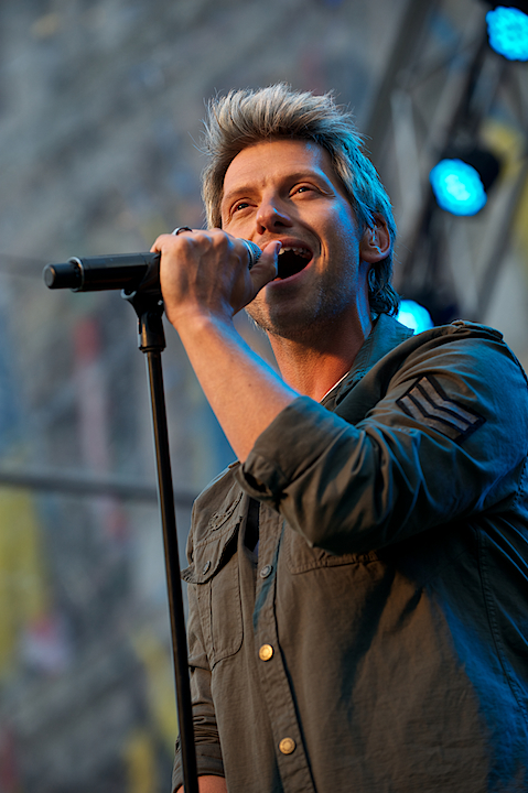Vlaanderen Muziekland Opnames 11 juli @ Antwerpen, picture 85, photographed by James Van Roosbroeck - FrontView Magazine