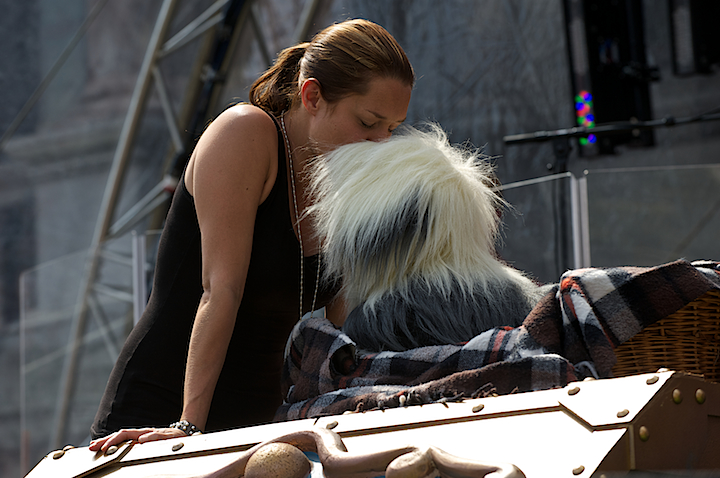 Vlaanderen Muziekland Repetities 11 juli @ Antwerpen, picture 9, photographed by James Van Roosbroeck - FrontView Magazine