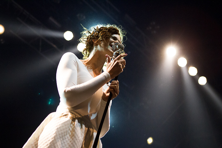 Hooverphonic @ Rock Zottegem 2013, picture 8, photographed by Dorien Goetschalckx - FrontView Magazine