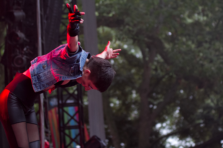IAMX @ Les Ardentes, foto 1, foto's door Nick De Gregorio - FrontView Magazine