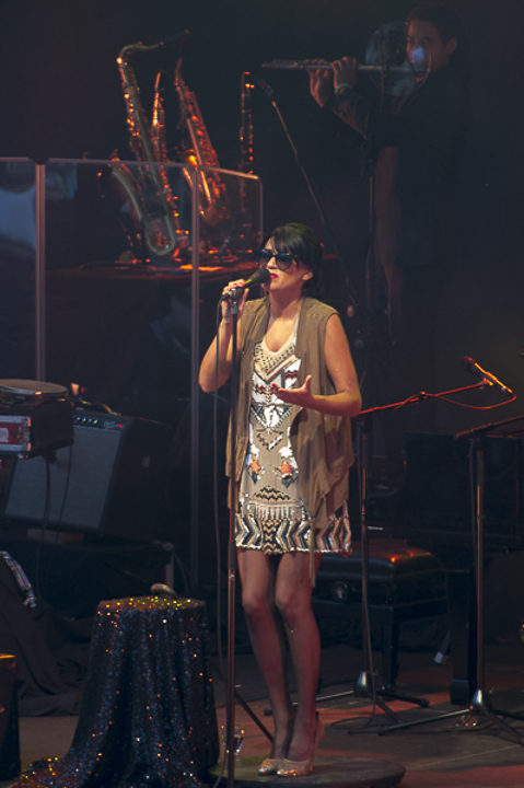 Melody Gardot @ Rivierenhof, foto 19, foto's door steven.stausens - FrontView Magazine