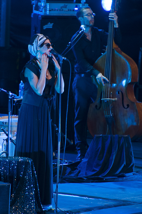 Melody Gardot @ Rivierenhof, foto 24, foto's door steven.stausens - FrontView Magazine