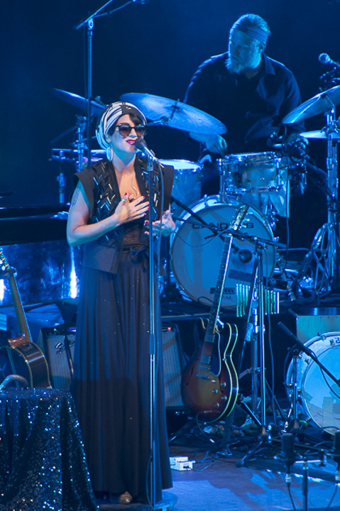 Melody Gardot @ Rivierenhof, foto 25, foto's door steven.stausens - FrontView Magazine