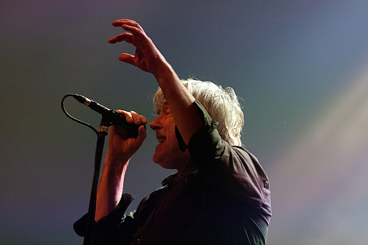 Arno Les Ardentes 2013, picture 15, photographed by Philippe Janssens, Philippe Janssens - FrontView Magazine