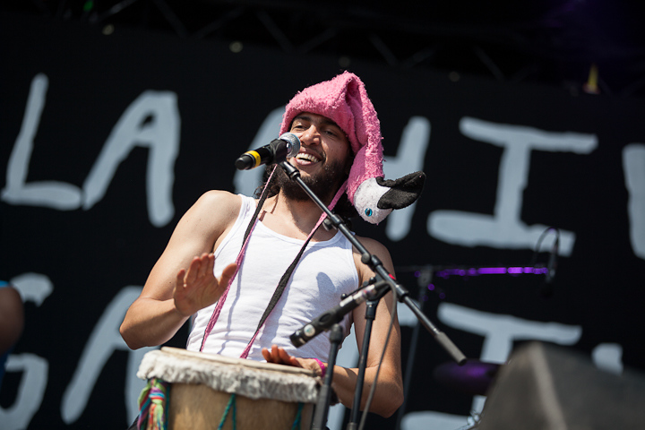 La Chiva Gantiva @ Dour 2013, picture 10, photographed by Dorien Goetschalckx - FrontView Magazine