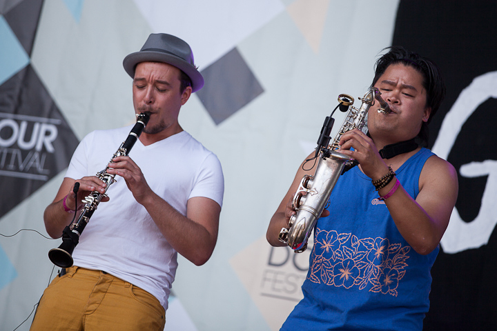 La Chiva Gantiva @ Dour 2013, picture 17, photographed by Dorien Goetschalckx - FrontView Magazine