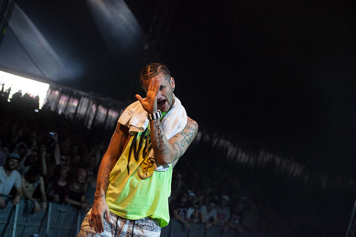 RiFF RAFF @ Dour 2013, picture 16, photographed by Dorien Goetschalckx - FrontView Magazine
