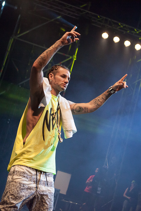 RiFF RAFF @ Dour 2013, picture 20, photographed by Dorien Goetschalckx - FrontView Magazine