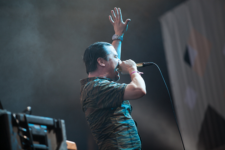 Tomahawk @ Dour 2013, picture 2, photographed by Dorien Goetschalckx - FrontView Magazine
