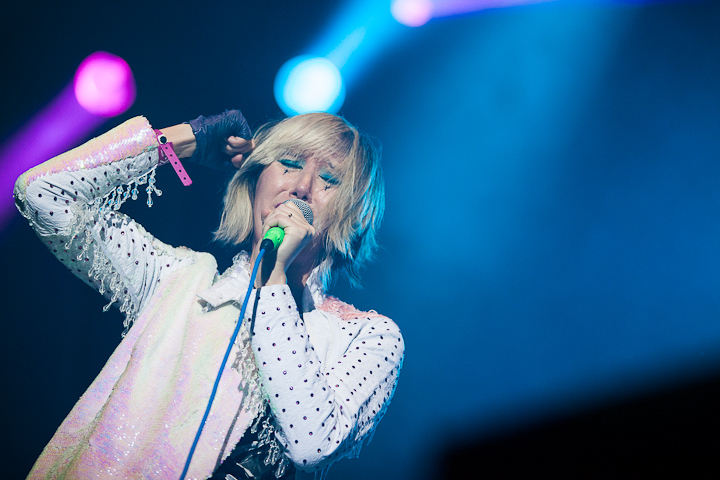 Yeah Yeah Yeahs @ Dour 2013, picture 23, photographed by Dorien Goetschalckx - FrontView Magazine