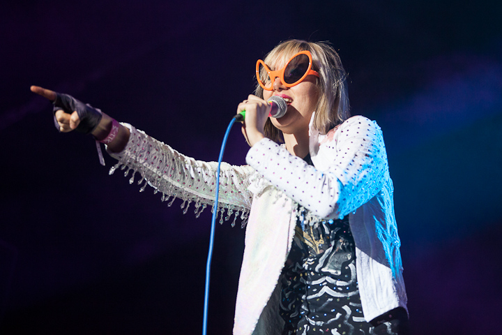 Yeah Yeah Yeahs @ Dour 2013, picture 25, photographed by Dorien Goetschalckx - FrontView Magazine
