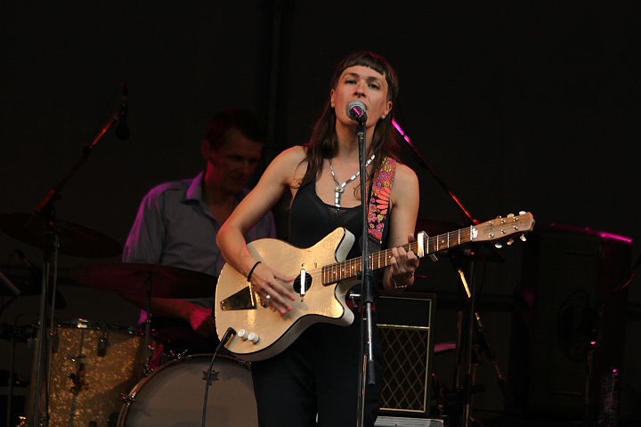 Eva De Roovere @ Beleuvenissen 2013, foto 3, foto's door Heidi Elen - FrontView Magazine