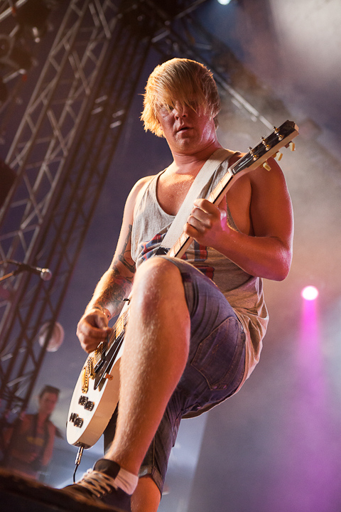 Adept @ Dour 2013, foto 2, foto's door Dorien Goetschalckx - FrontView Magazine