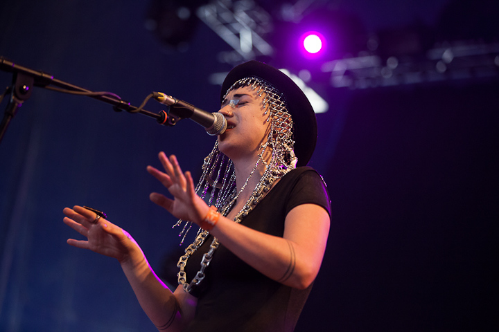 Hiatus Kaiyote @ Dour 2013, picture 4, photographed by Dorien Goetschalckx - FrontView Magazine