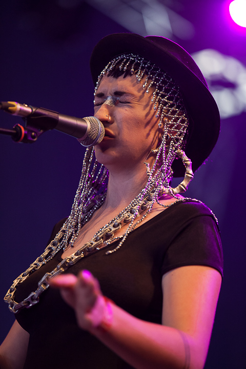 Hiatus Kaiyote @ Dour 2013, picture 13, photographed by Dorien Goetschalckx - FrontView Magazine