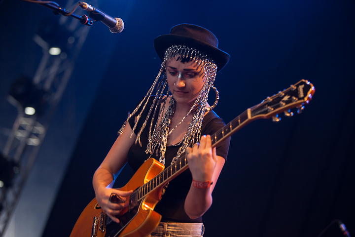 Hiatus Kaiyote @ Dour 2013, picture 14, photographed by Dorien Goetschalckx - FrontView Magazine