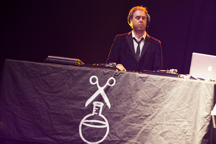 Jurassic 5 @ Dour 2013, picture 19, photographed by Dorien Goetschalckx - FrontView Magazine