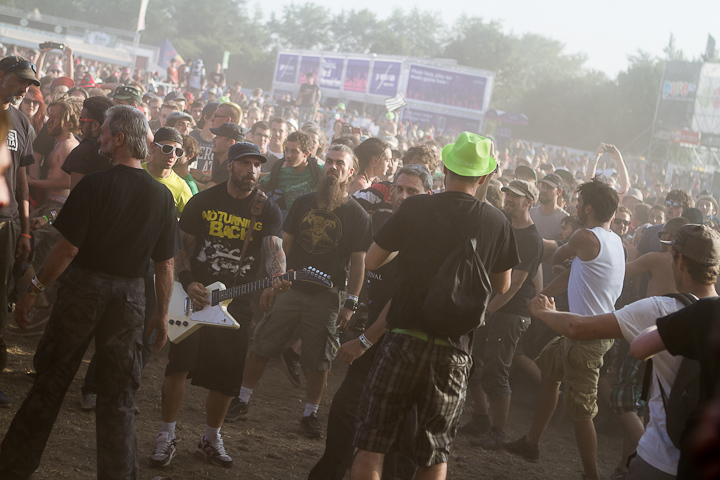 Mass Hysteria @ Dour 2013, picture 10, photographed by Dorien Goetschalckx - FrontView Magazine