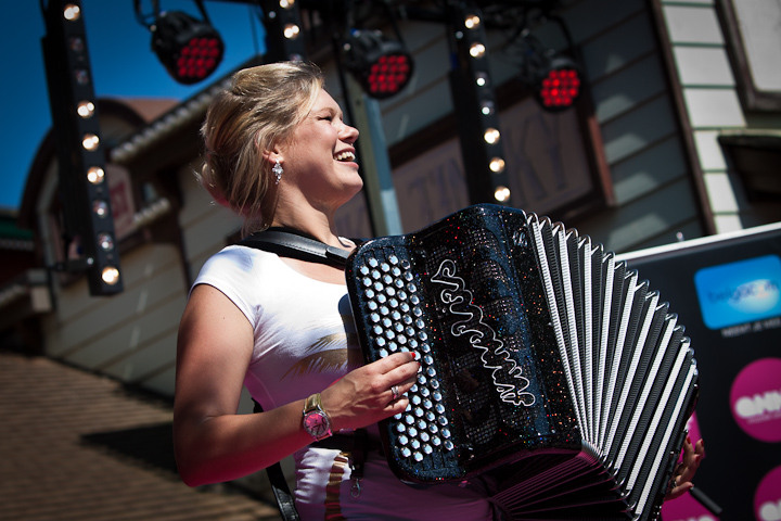 anne's familiedag @ Bobbejaanland - editie 2013 - deel 2, picture 11, photographed by Carine Wouters - FrontView Magazine