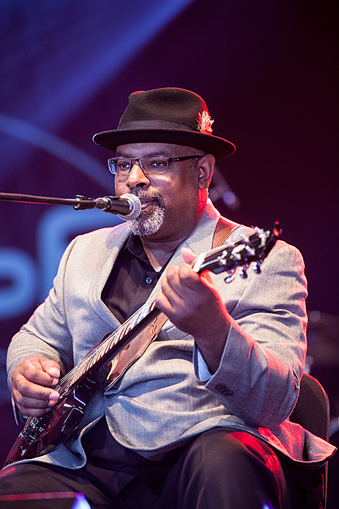 Heritage Blues Orchestra @ Blues Peer 2013, picture 15, photographed by Jurgen Aerts - FrontView Magazine