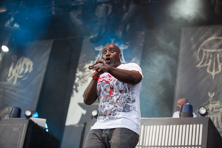 IAM @ Dour 2013, picture 9, photographed by Dorien Goetschalckx - FrontView Magazine