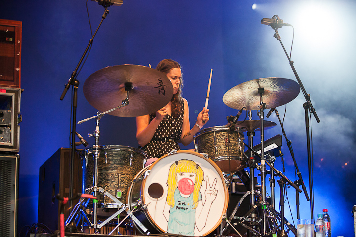 Kate Nash @ Dour 2013, picture 7, photographed by Dorien Goetschalckx - FrontView Magazine