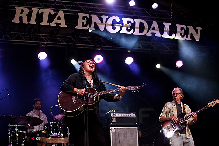 Rita Engedalen @ Blues Peer 2013, picture 25, photographed by Jurgen Aerts - FrontView Magazine