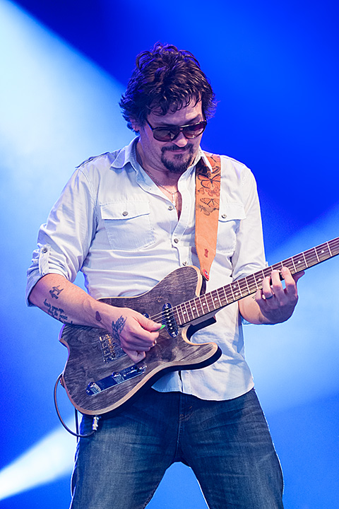 Royal Southern Brotherhood @ Blues Peer 2013, picture 25, photographed by Jurgen Aerts - FrontView Magazine