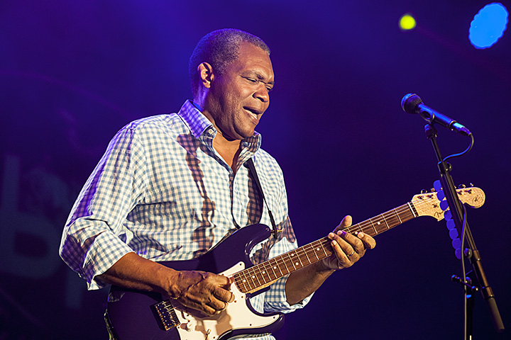 The Robert Cray Band @ Blues Peer 2013, picture 10, photographed by Jurgen Aerts - FrontView Magazine